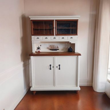 weißer Buffettschrank